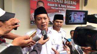 f09d5966-4baa-40fe-8b0d-56000309d2d3