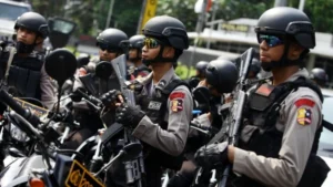 kawal-demo-mahasiswa-hari-ini-polisi-buka-layanan-darurat-110